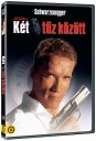 előnézet Két tűz között - DVD