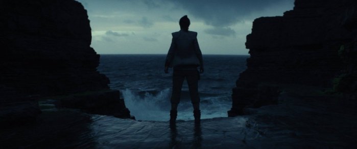részlet Star Wars: Az utolsó Jedik - Blu-ray (Korlátozott példányszámú kiadás First Order tokban) 2BD