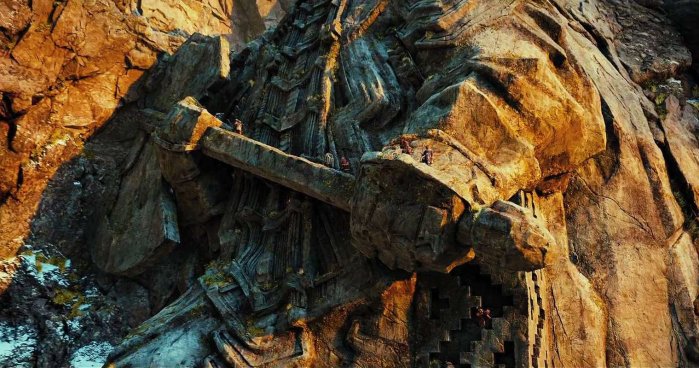 részlet Hobit: Šmakova dračí poušť (Prodloužená verze) klíč Ereboru - Blu-ray 3D + 2D