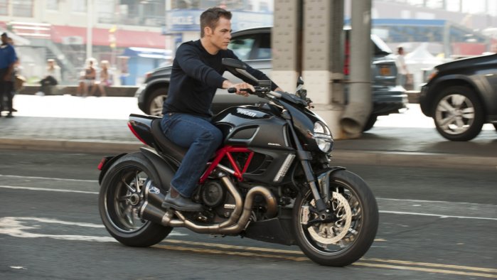 részlet Jack Ryan: Árnyékügynök - Blu-ray