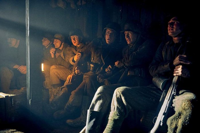 részlet Nyugaton a helyzet változatlan (2022) - 4K UHD Blu-ray + BD Steelbook