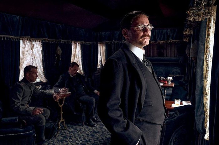 részlet Nyugaton a helyzet változatlan (2022) - 4K UHD + Blu-ray Steelbook (UK)