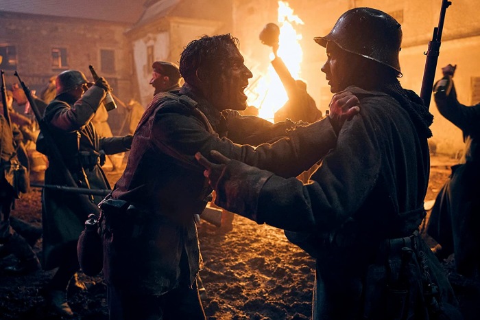 részlet Nyugaton a helyzet változatlan (2022) - Blu-ray