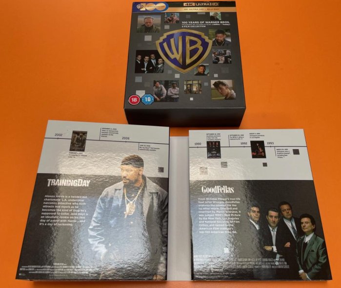 részlet 100 let Warner Bros. - kolekce pěti moderních filmových trháků - 4K UHD Blu-ray