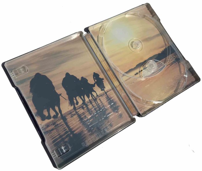 részlet Válka o planetu opic - Blu-ray 3D + 2D Steelbook