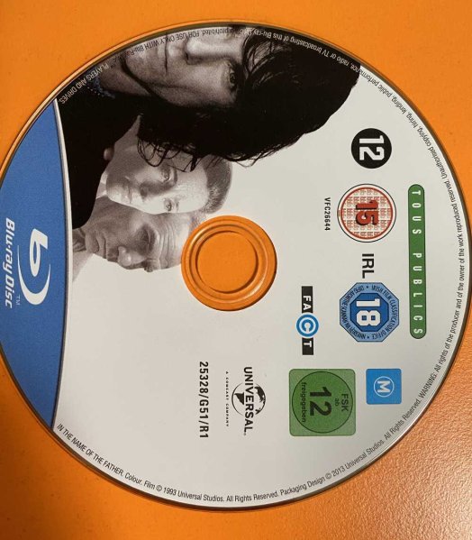 részlet Ve jménu otce - Blu-ray outlet (bez cz)