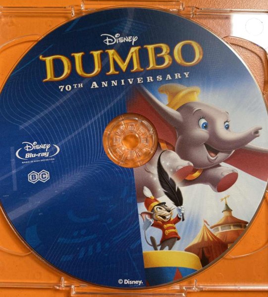 részlet Dumbo - Blu-ray - outlet
