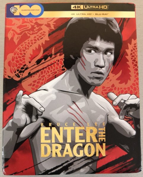 részlet A Sárkány közbelép - 4K UHD Blu-ray Steelbook limitált gyűjtői kiadás