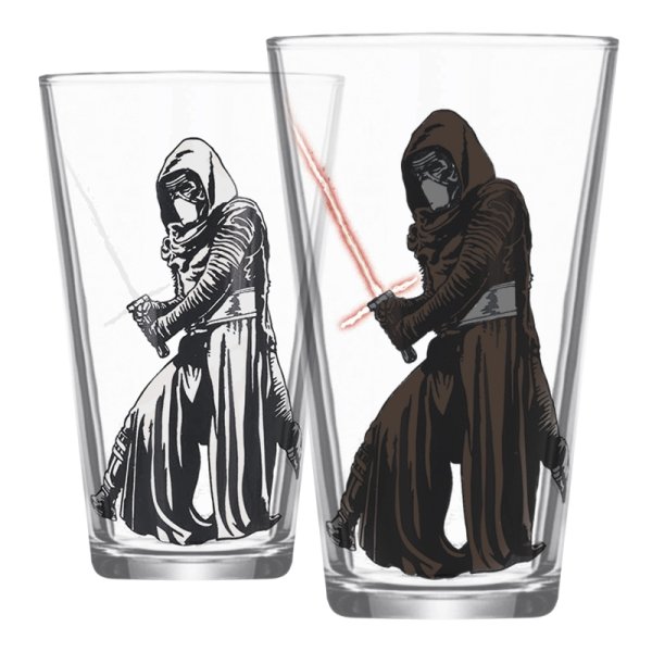 részlet Sklenice Star Wars - Kylo Ren měnící se 400 ml